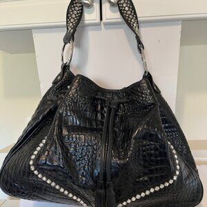 Raviani Western style large shoulder bag.